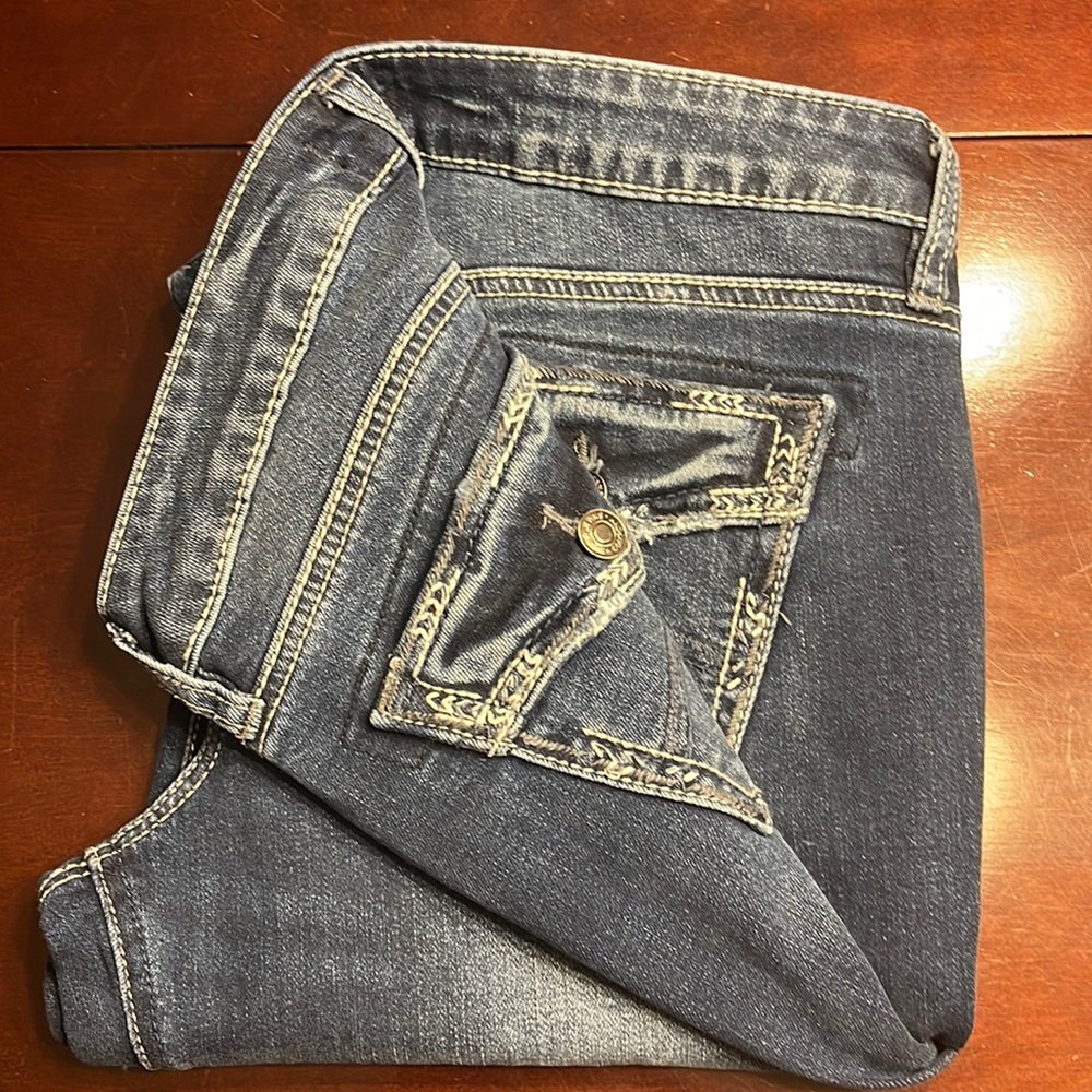 Silver Jeans. suki slim boot.